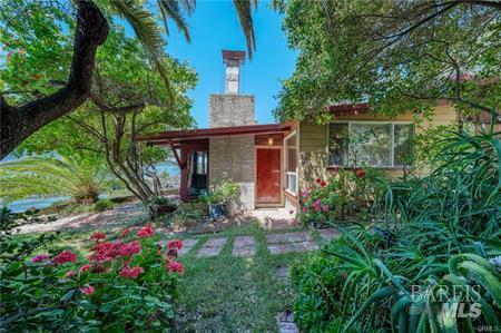 9865 E Highway 20 Clearlake Oaks CA 95423