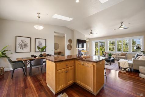 1026 Sunset Drive Healdsburg CA 95448