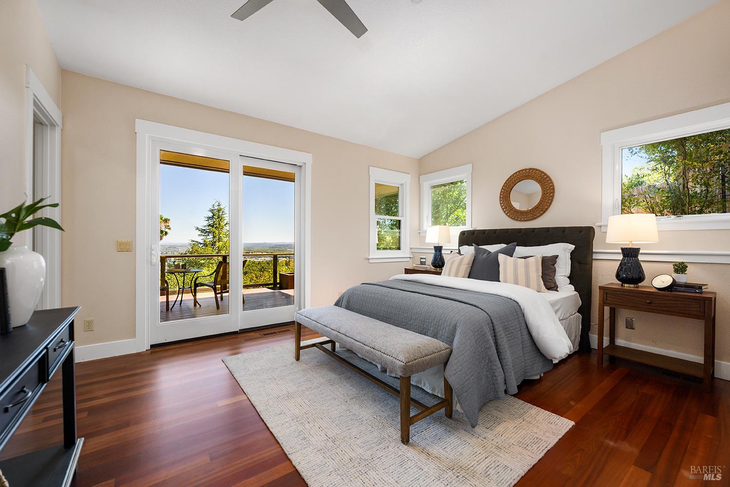 1026 Sunset Drive Healdsburg CA 95448