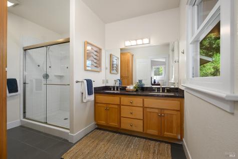 1026 Sunset Drive Healdsburg CA 95448