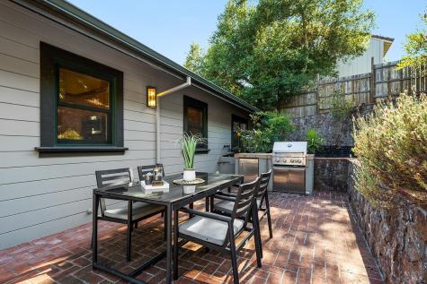 1026 Sunset Drive Healdsburg CA 95448