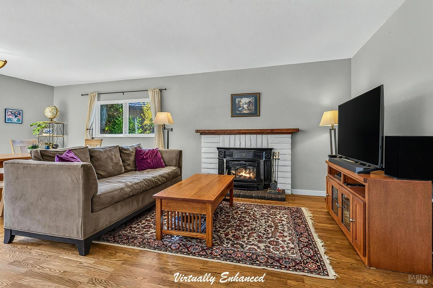 172 Clearview Court Petaluma CA 94952