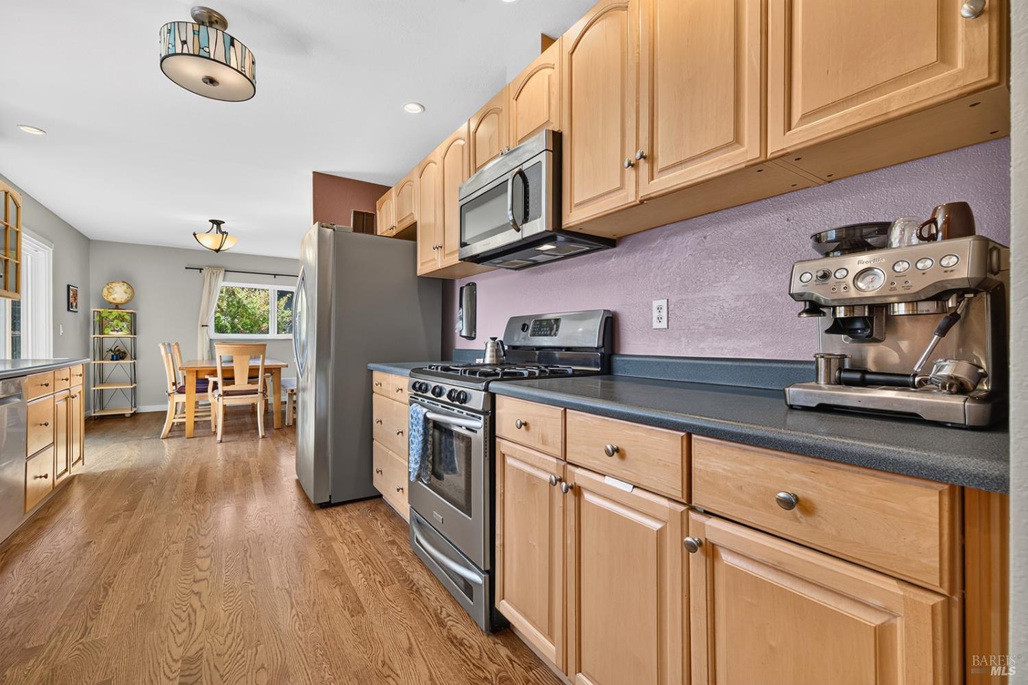 172 Clearview Court Petaluma CA 94952