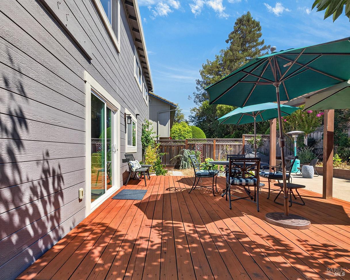 172 Clearview Court Petaluma CA 94952