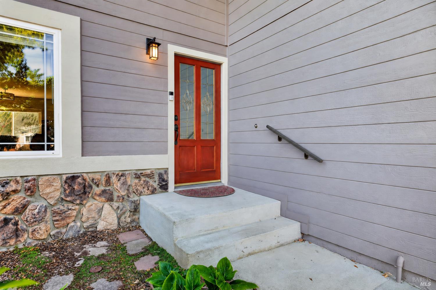 172 Clearview Court Petaluma CA 94952