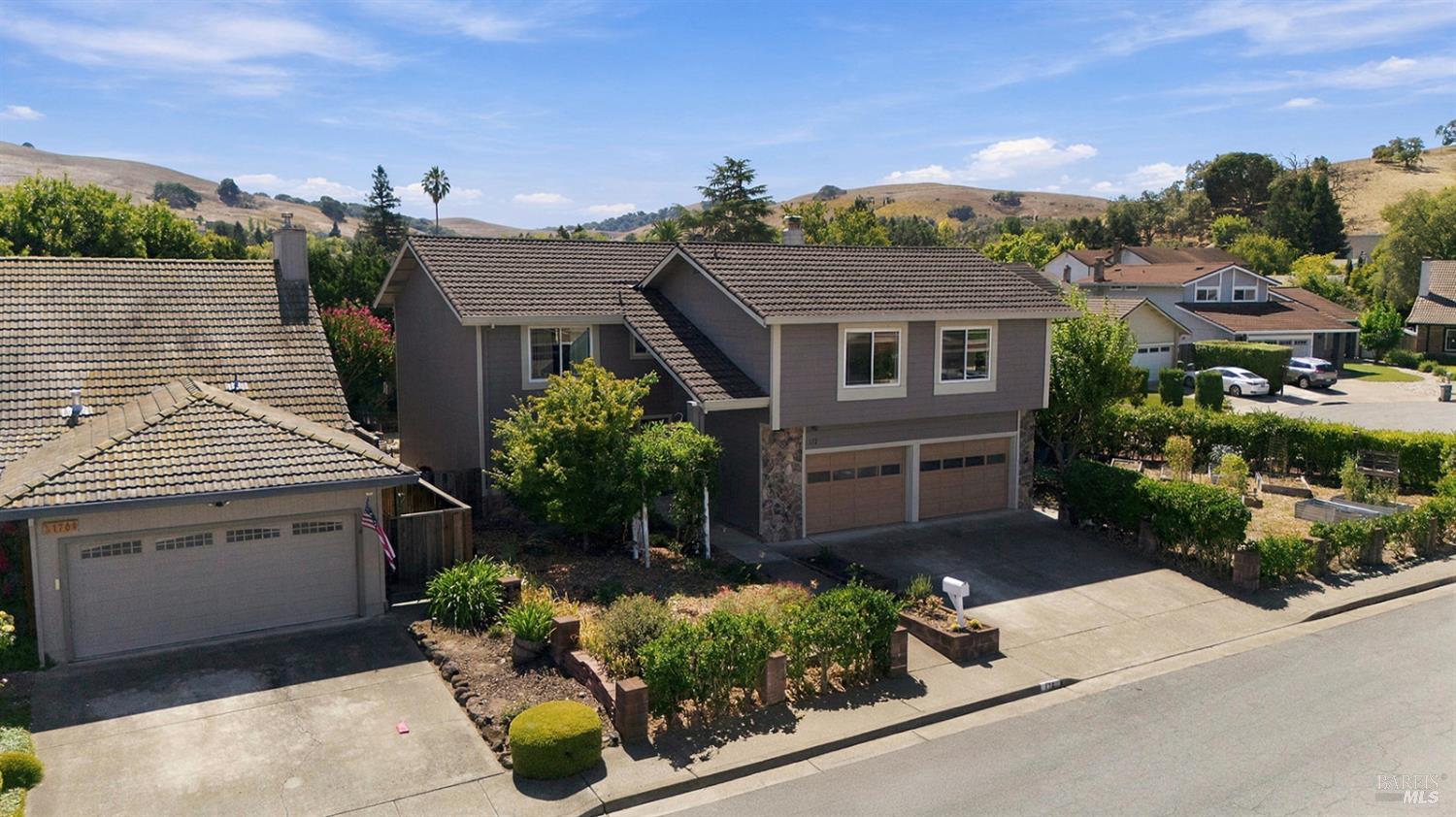 172 Clearview Court Petaluma CA 94952