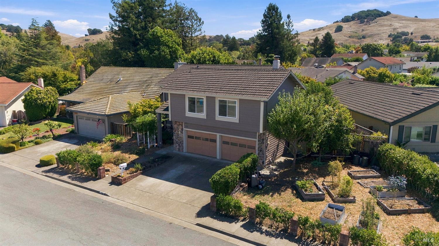 172 Clearview Court Petaluma CA 94952