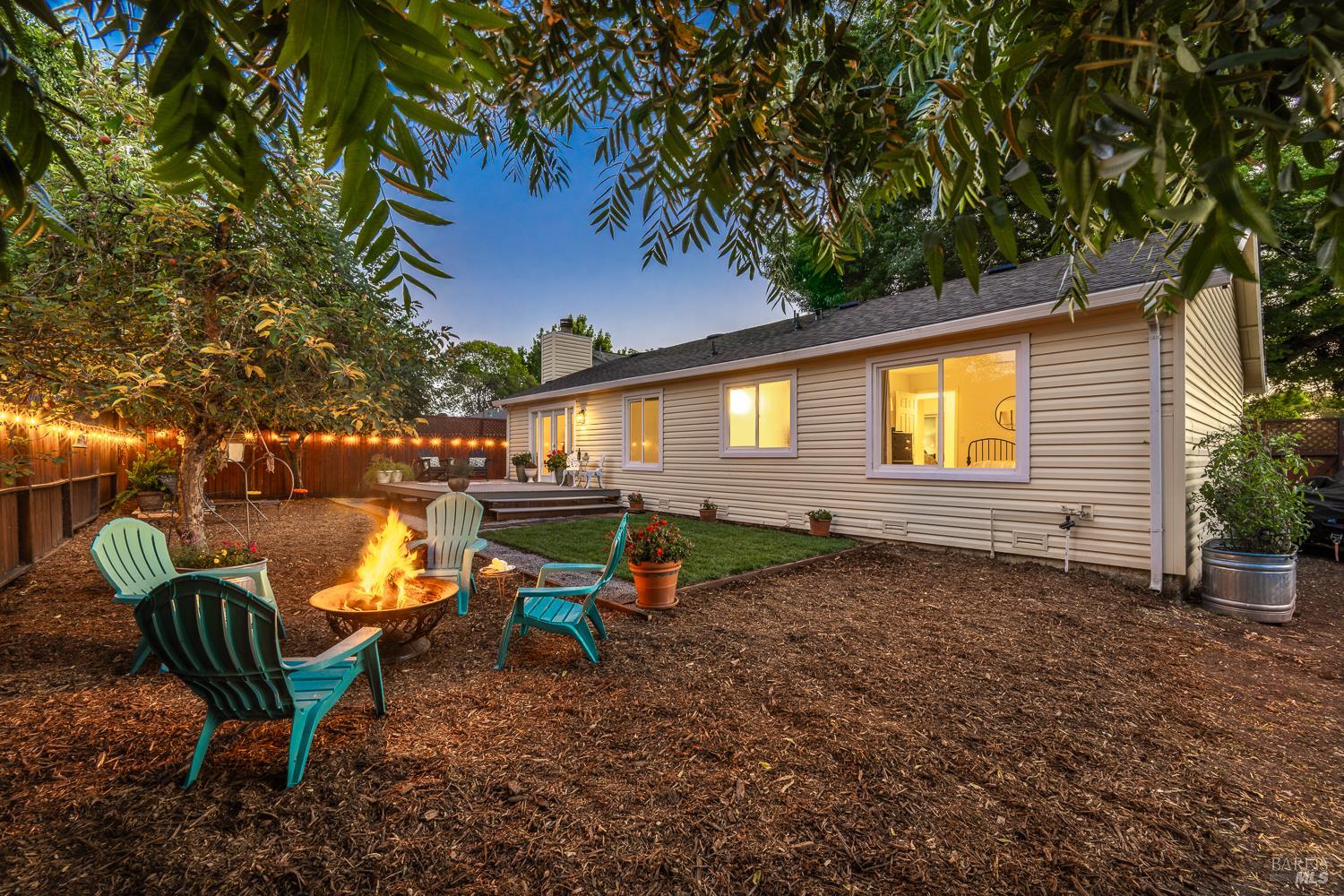 985 Emily Avenue Rohnert Park CA 94928