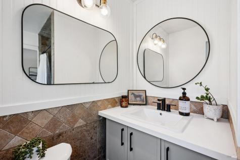 985 Emily Avenue Rohnert Park CA 94928