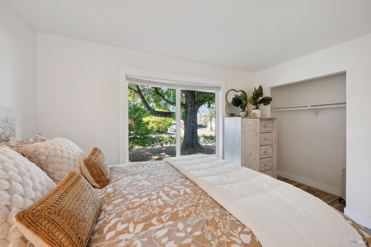 985 Emily Avenue Rohnert Park CA 94928