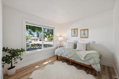 985 Emily Avenue Rohnert Park CA 94928