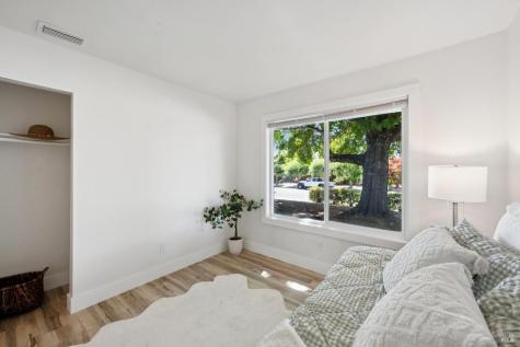 985 Emily Avenue Rohnert Park CA 94928