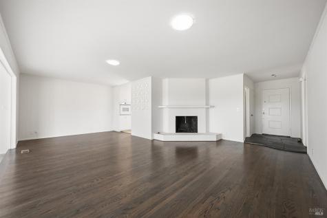 131 Golden Hind Passage Corte Madera CA 94925