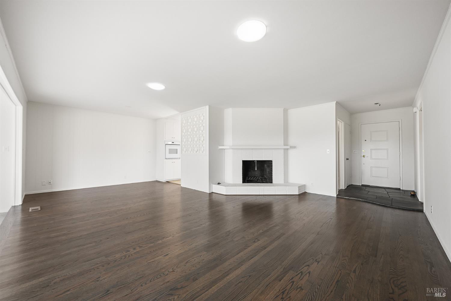 131 Golden Hind Passage Corte Madera CA 94925