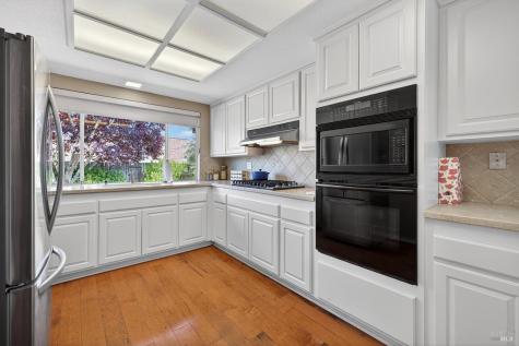 318 Miramonte Place Santa Rosa CA 95409