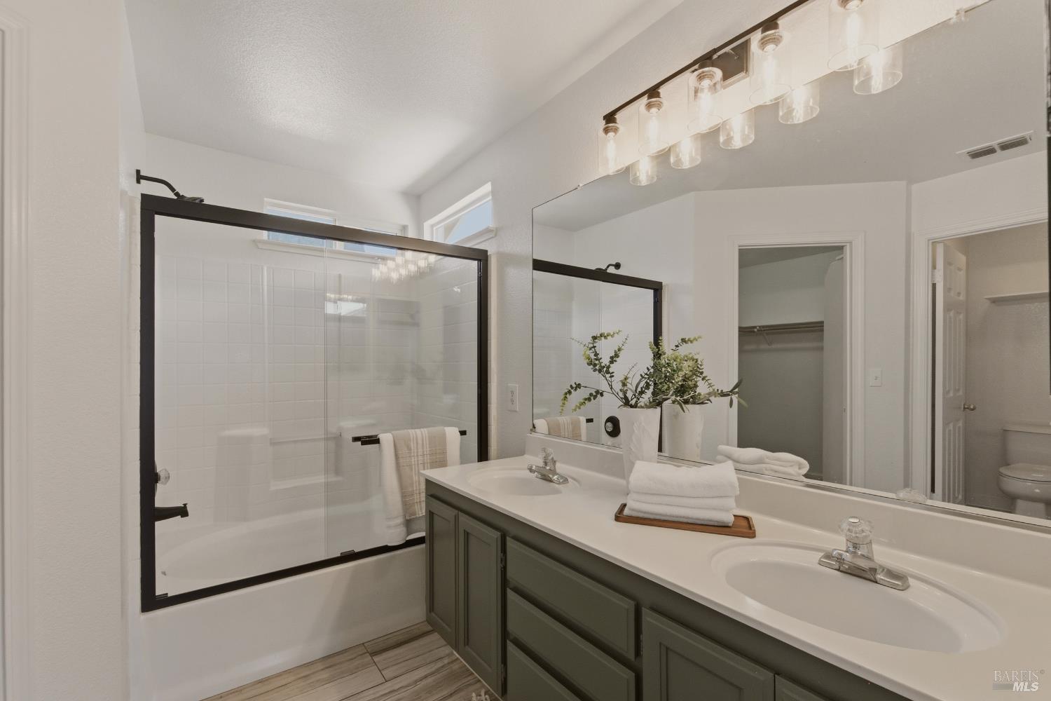 517 Edenderry Drive Vacaville CA 95688