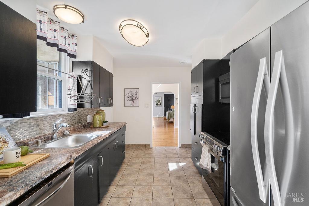 1042 Calaveras Way Vallejo CA 94590