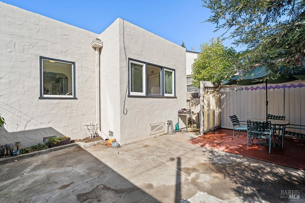 1042 Calaveras Way Vallejo CA 94590