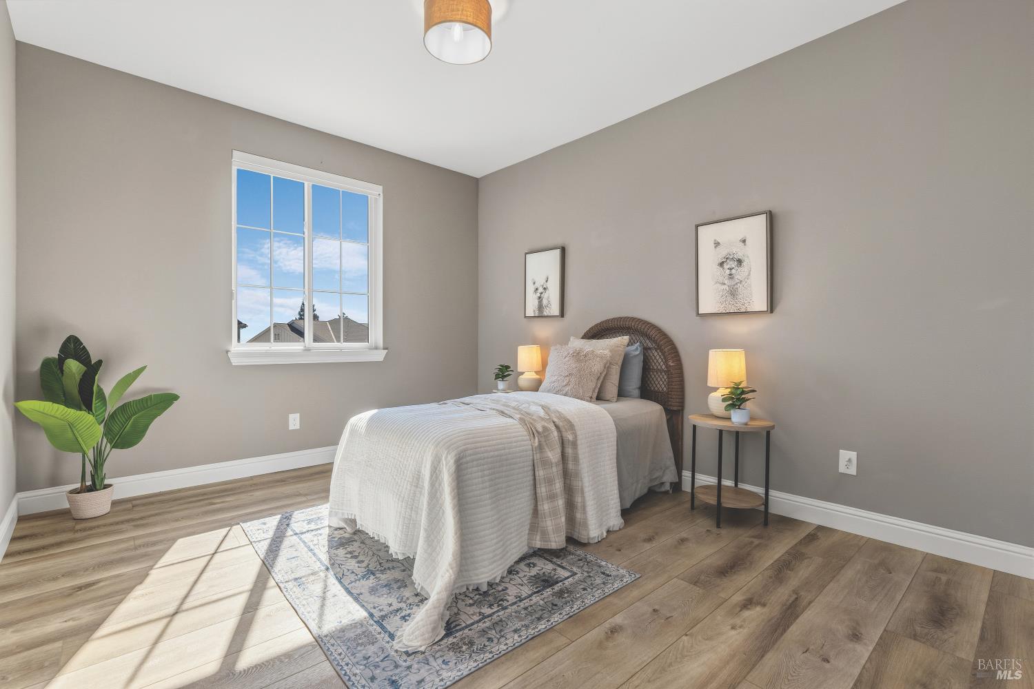 1919 Lyon Court Santa Rosa CA 95403
