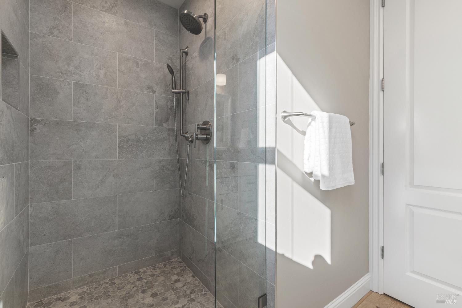 1919 Lyon Court Santa Rosa CA 95403
