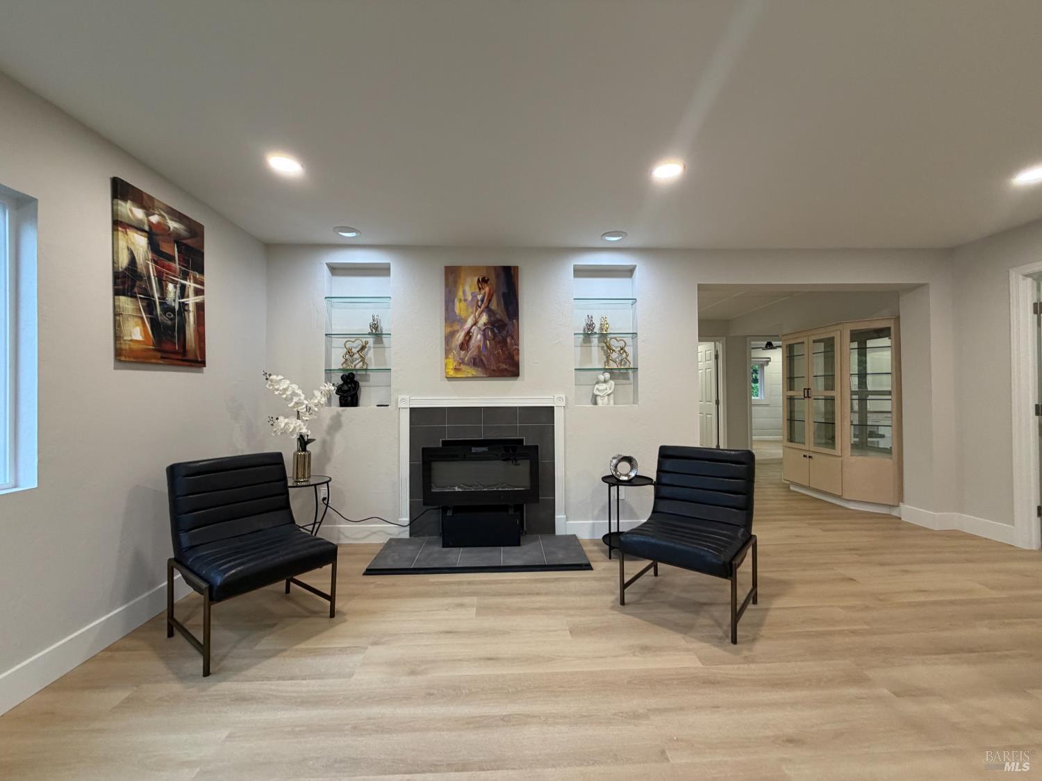 16344 5th Street Guerneville CA 95446