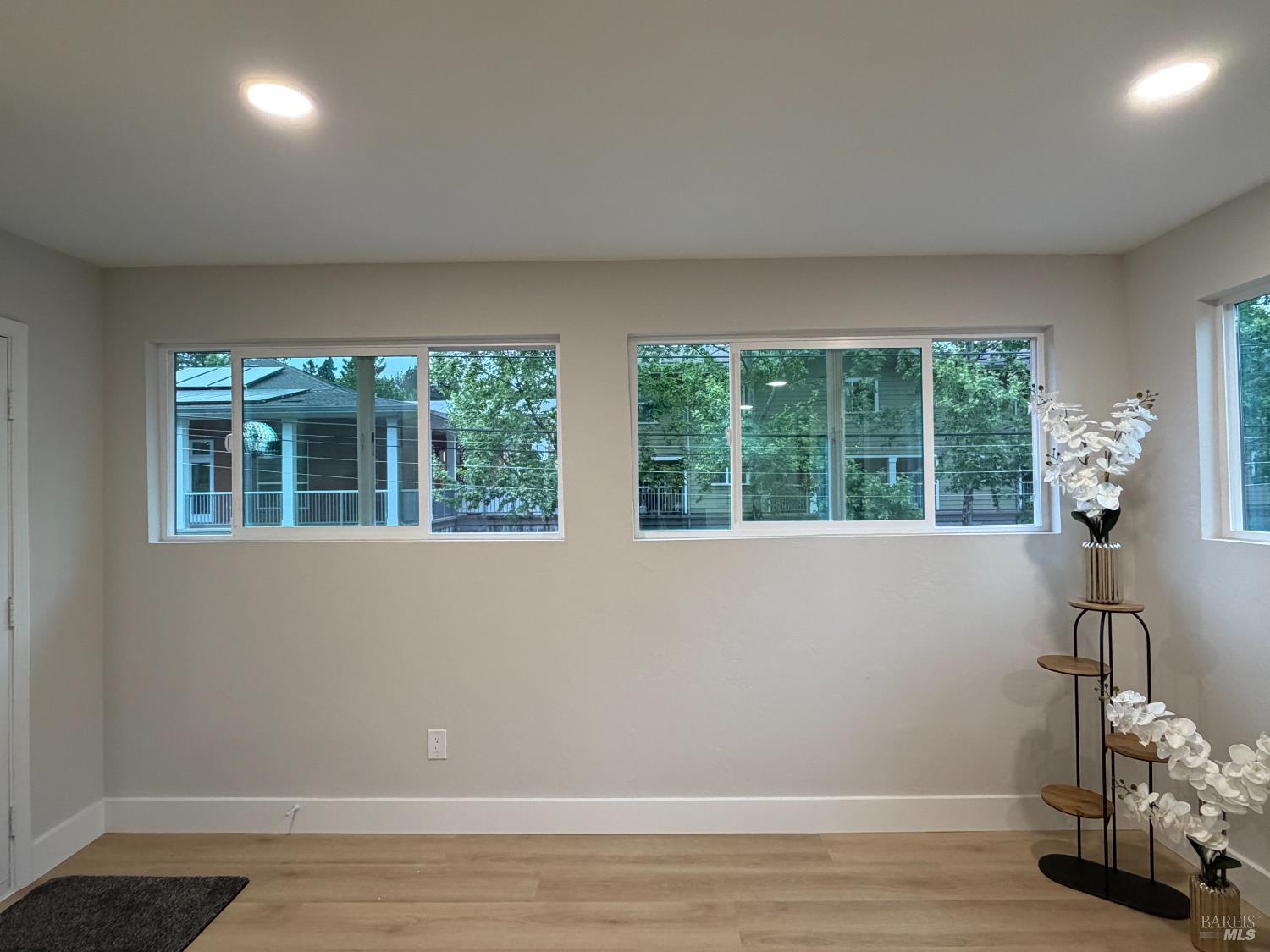 16344 5th Street Guerneville CA 95446