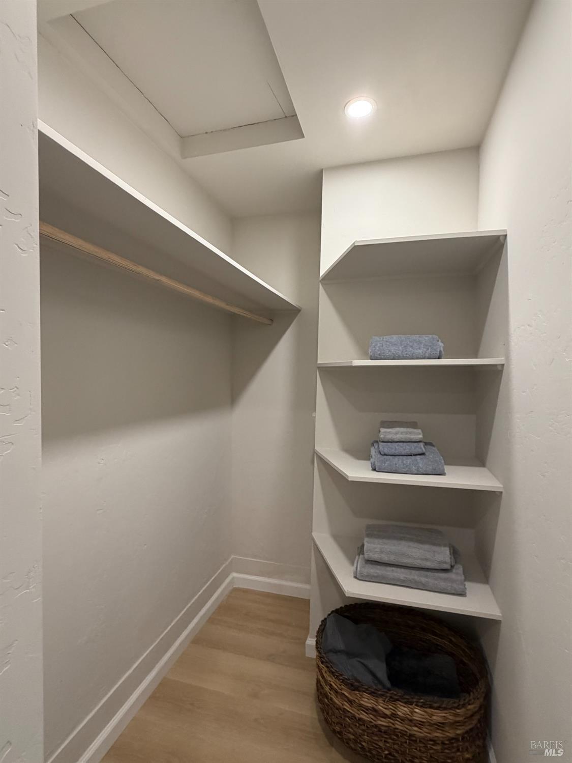 16344 5th Street Guerneville CA 95446
