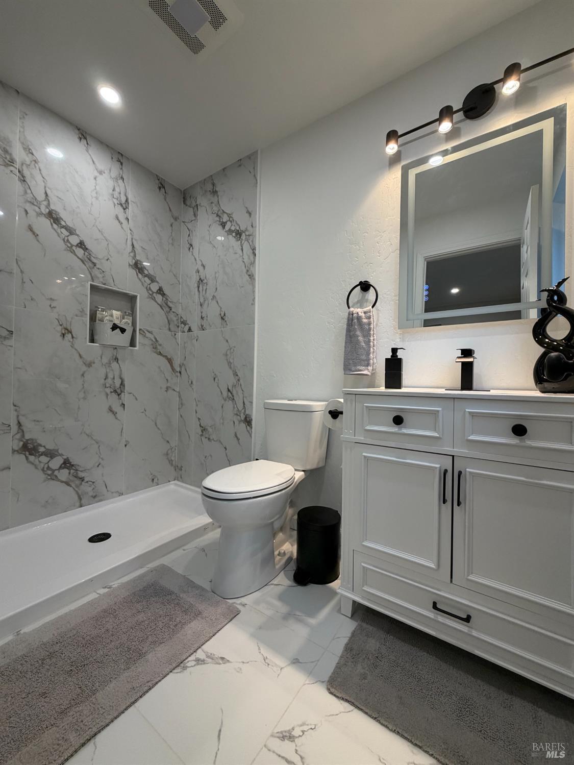 16344 5th Street Guerneville CA 95446