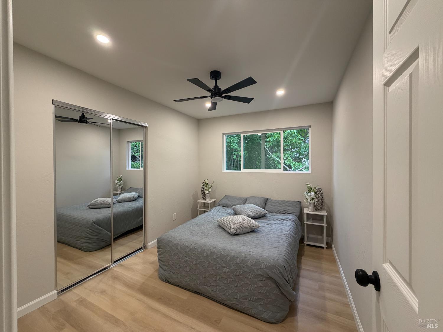 16344 5th Street Guerneville CA 95446