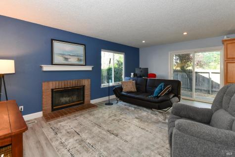 1106 Noyo Place Santa Rosa CA 95401