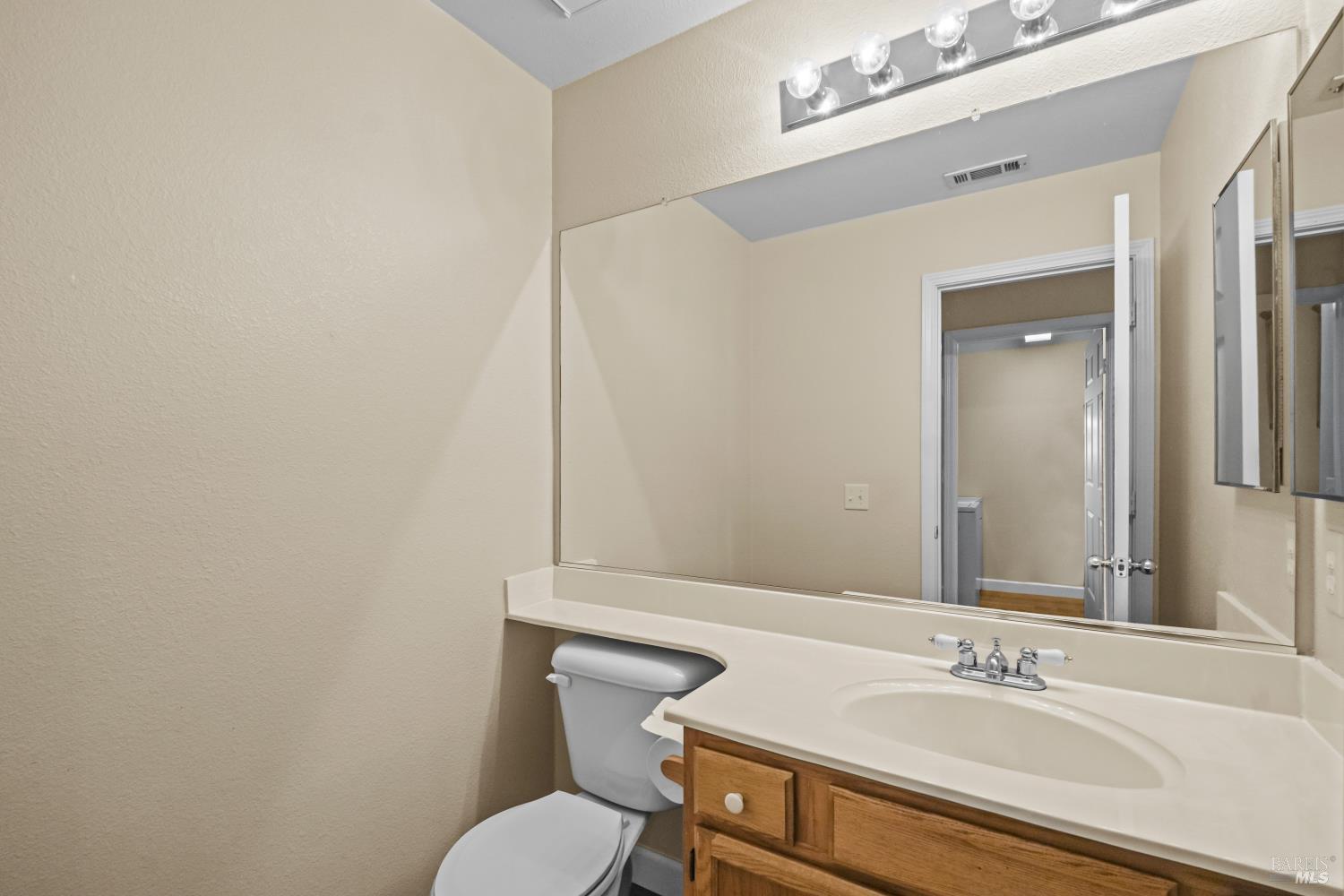 829 Vassar Drive Vacaville CA 95687