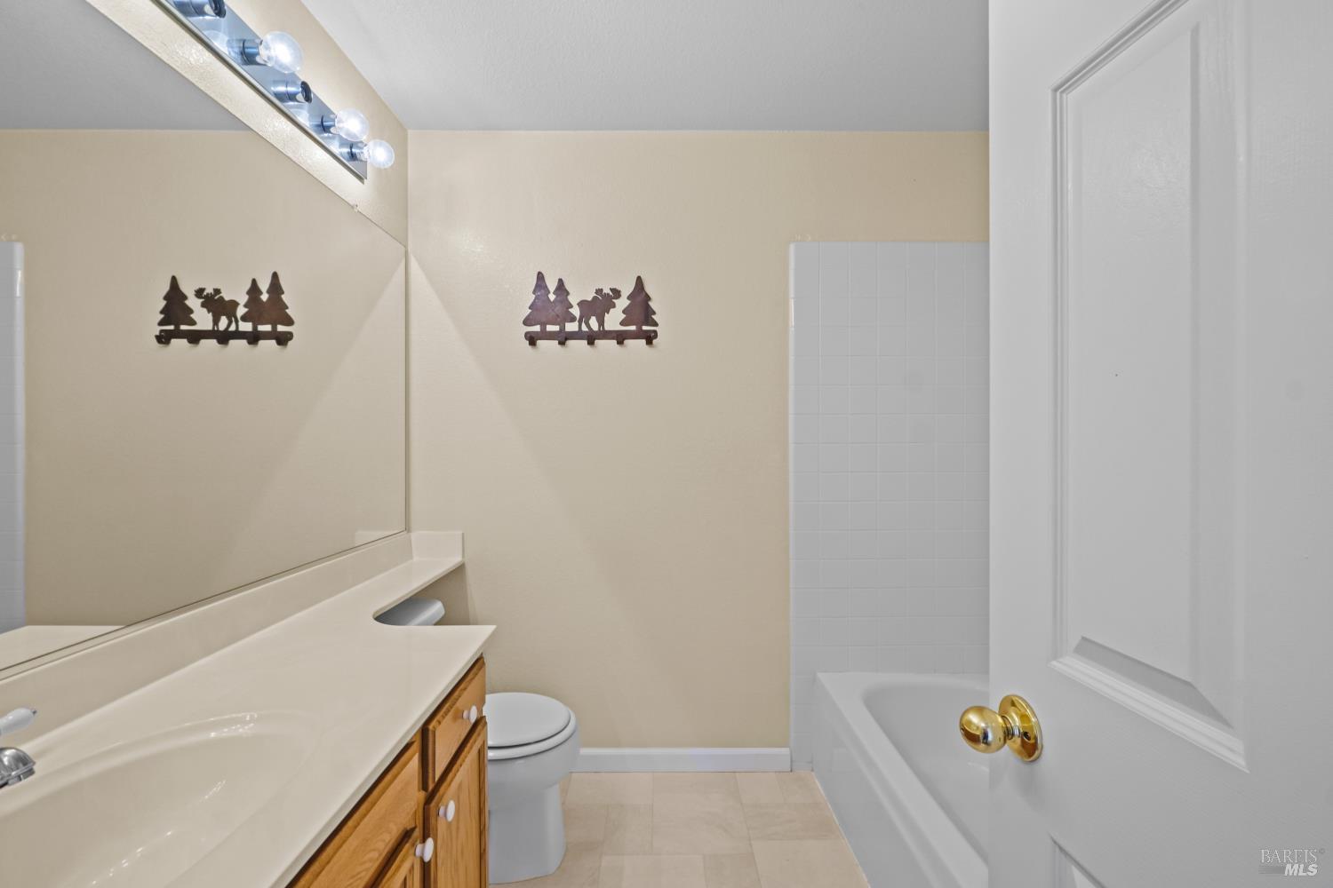 829 Vassar Drive Vacaville CA 95687