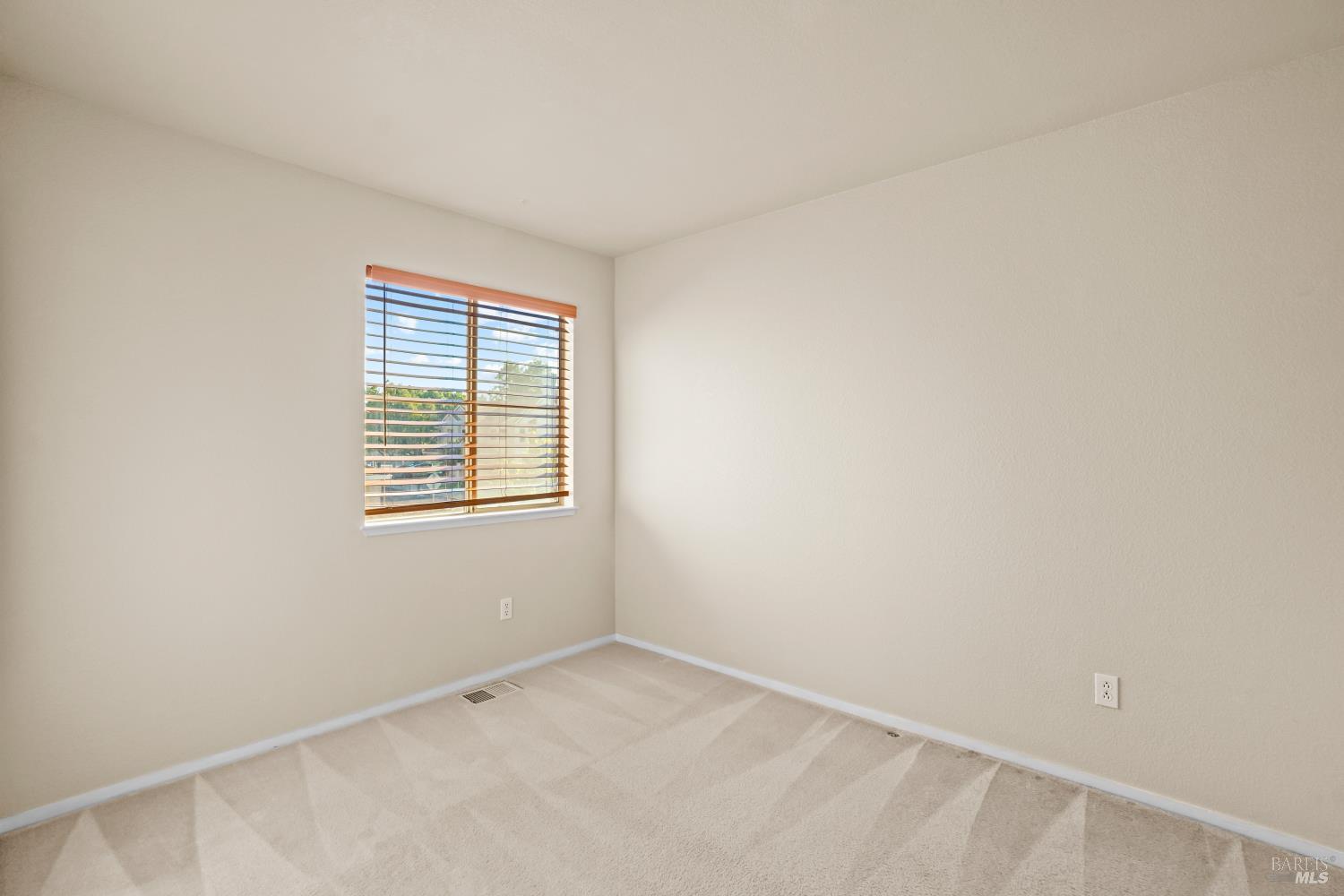 829 Vassar Drive Vacaville CA 95687