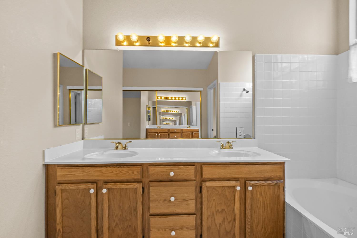 829 Vassar Drive Vacaville CA 95687