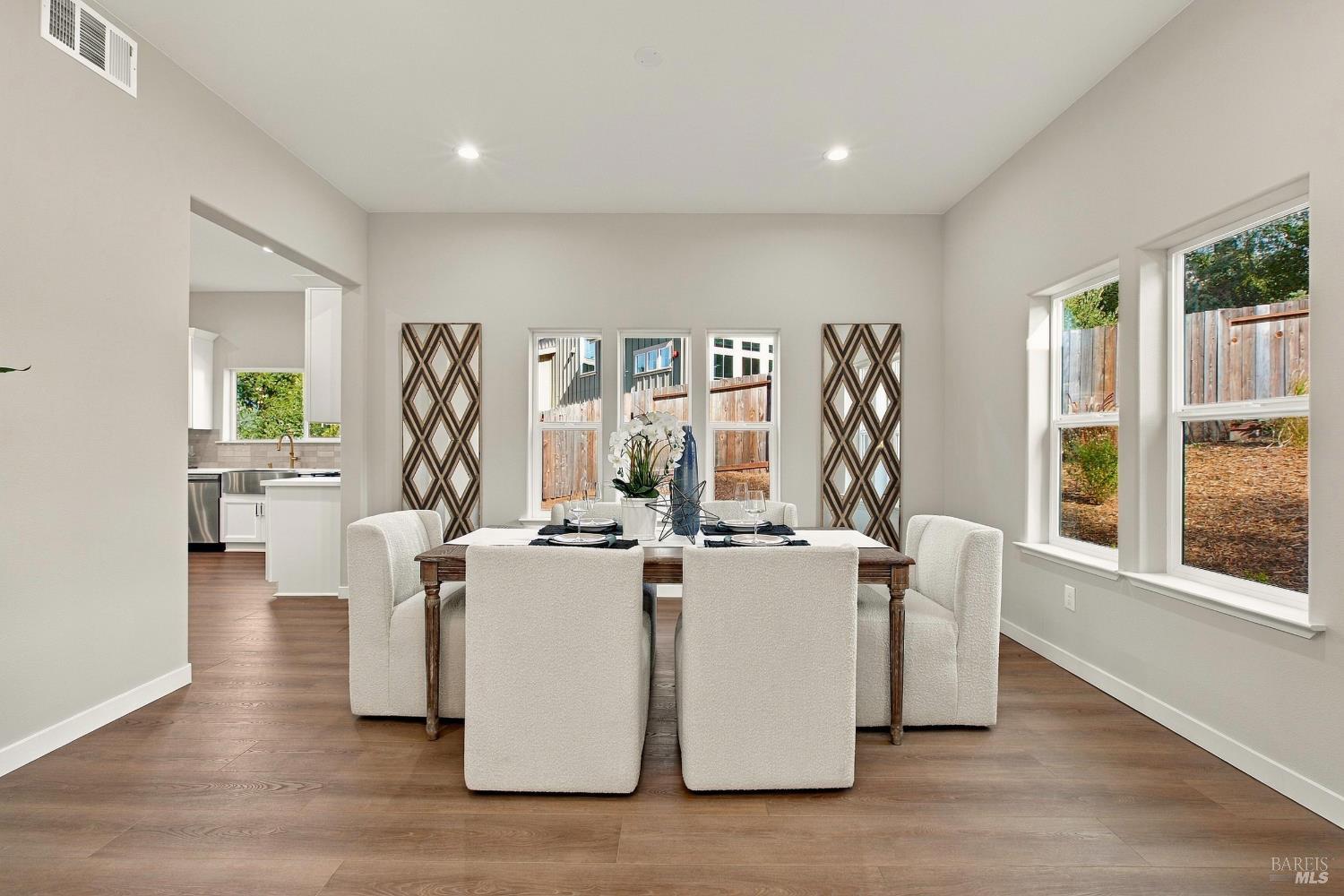 3695 Wyndemere Circle Santa Rosa CA 95403