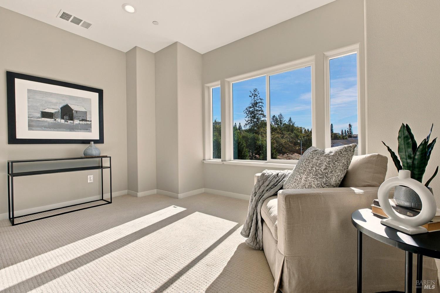 3695 Wyndemere Circle Santa Rosa CA 95403