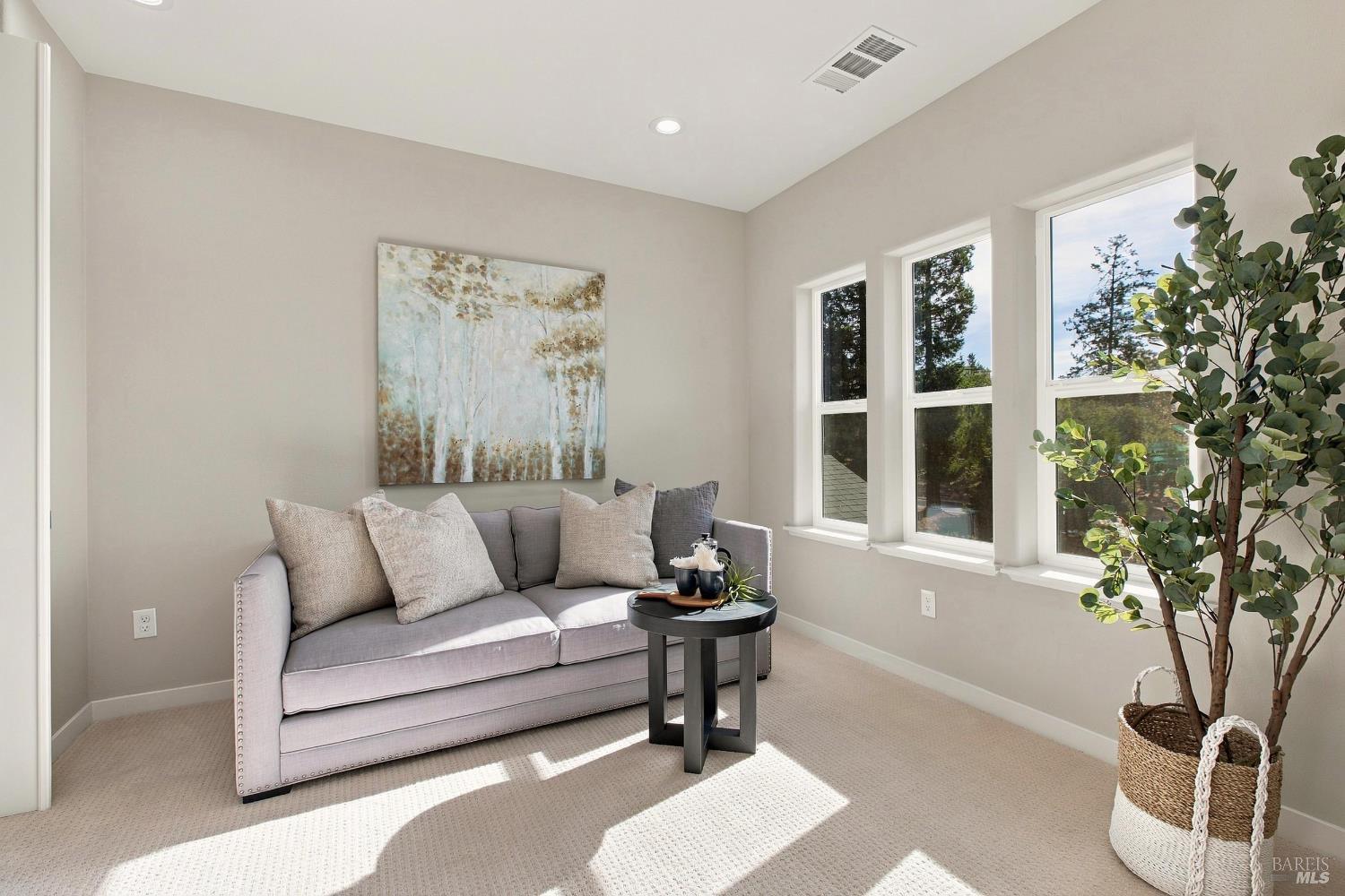3695 Wyndemere Circle Santa Rosa CA 95403