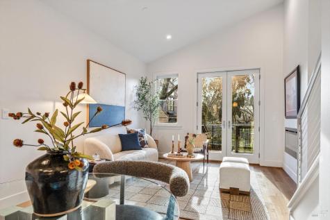 532 Grove Street Healdsburg CA 95448