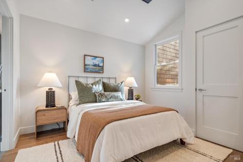 532 Grove Street Healdsburg CA 95448