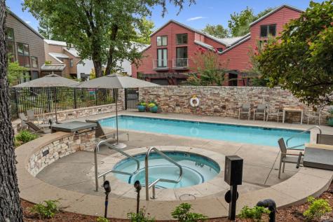 532 Grove Street Healdsburg CA 95448