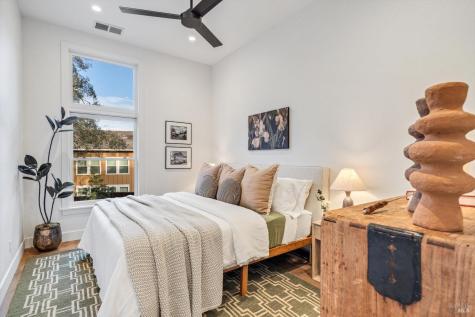 532 Grove Street Healdsburg CA 95448