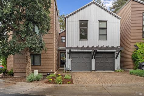 532 Grove Street Healdsburg CA 95448