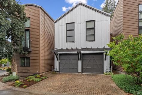 532 Grove Street Healdsburg CA 95448