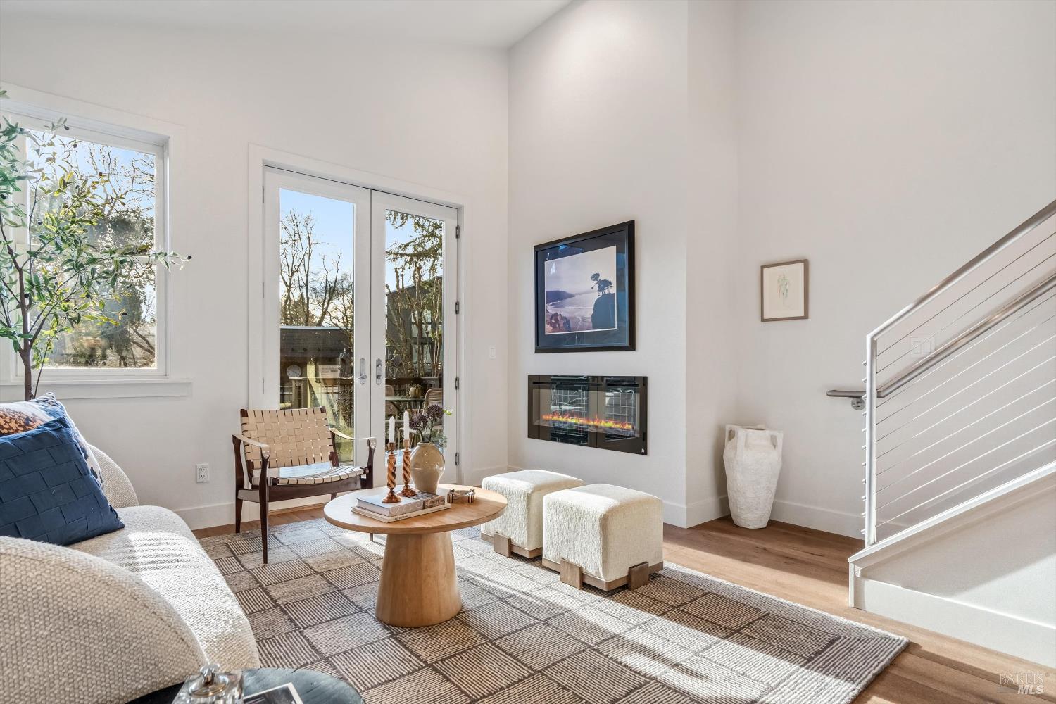 532 Grove Street Healdsburg CA 95448