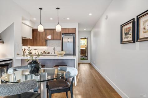 532 Grove Street Healdsburg CA 95448