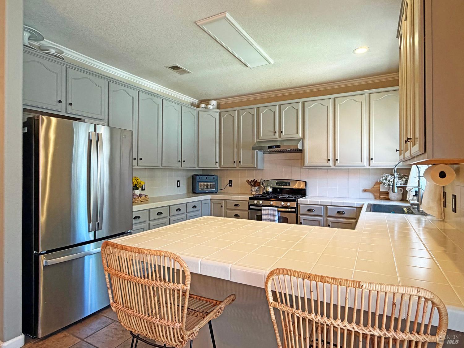 468 Briarwood Drive Ukiah CA 95482