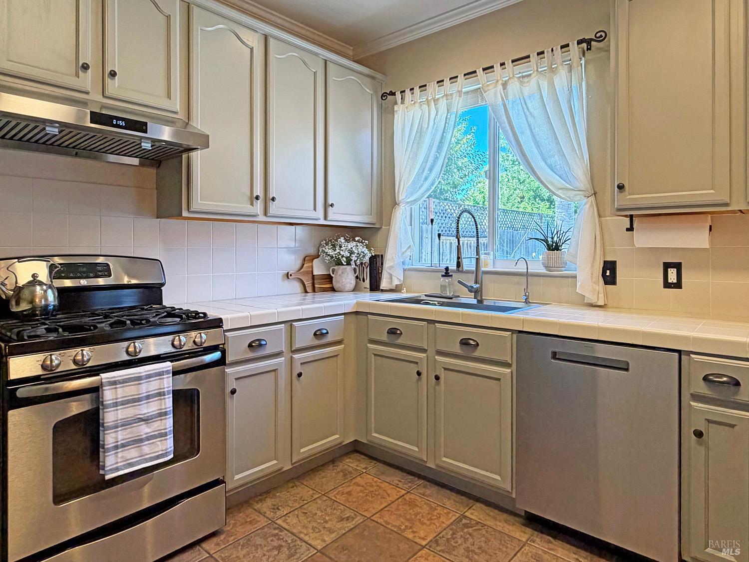 468 Briarwood Drive Ukiah CA 95482