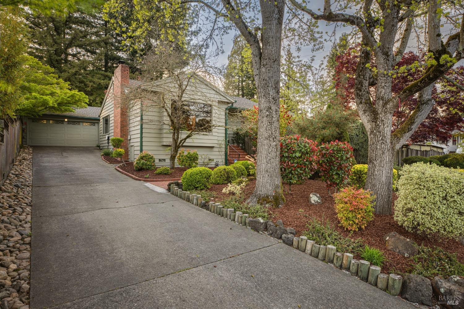 850 Mountain View Avenue Petaluma CA 94952