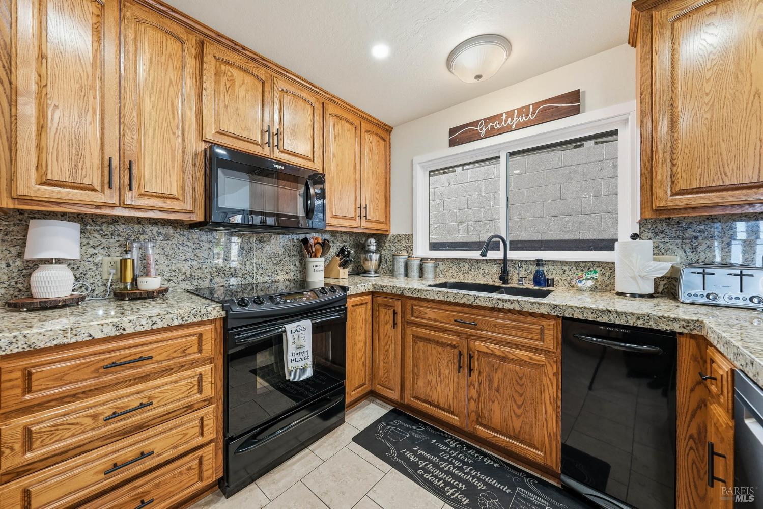 5740 Sunrise Drive Lower Lake CA 95457
