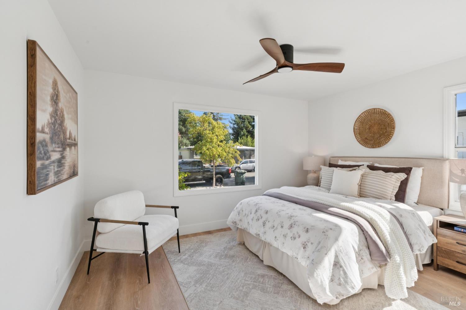 1825 Robin Hood Lane Santa Rosa CA 95405